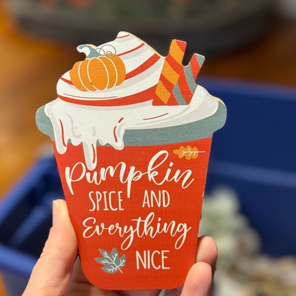 Festive Pumpkin Spice Party Decoration - Picture 3 of 3